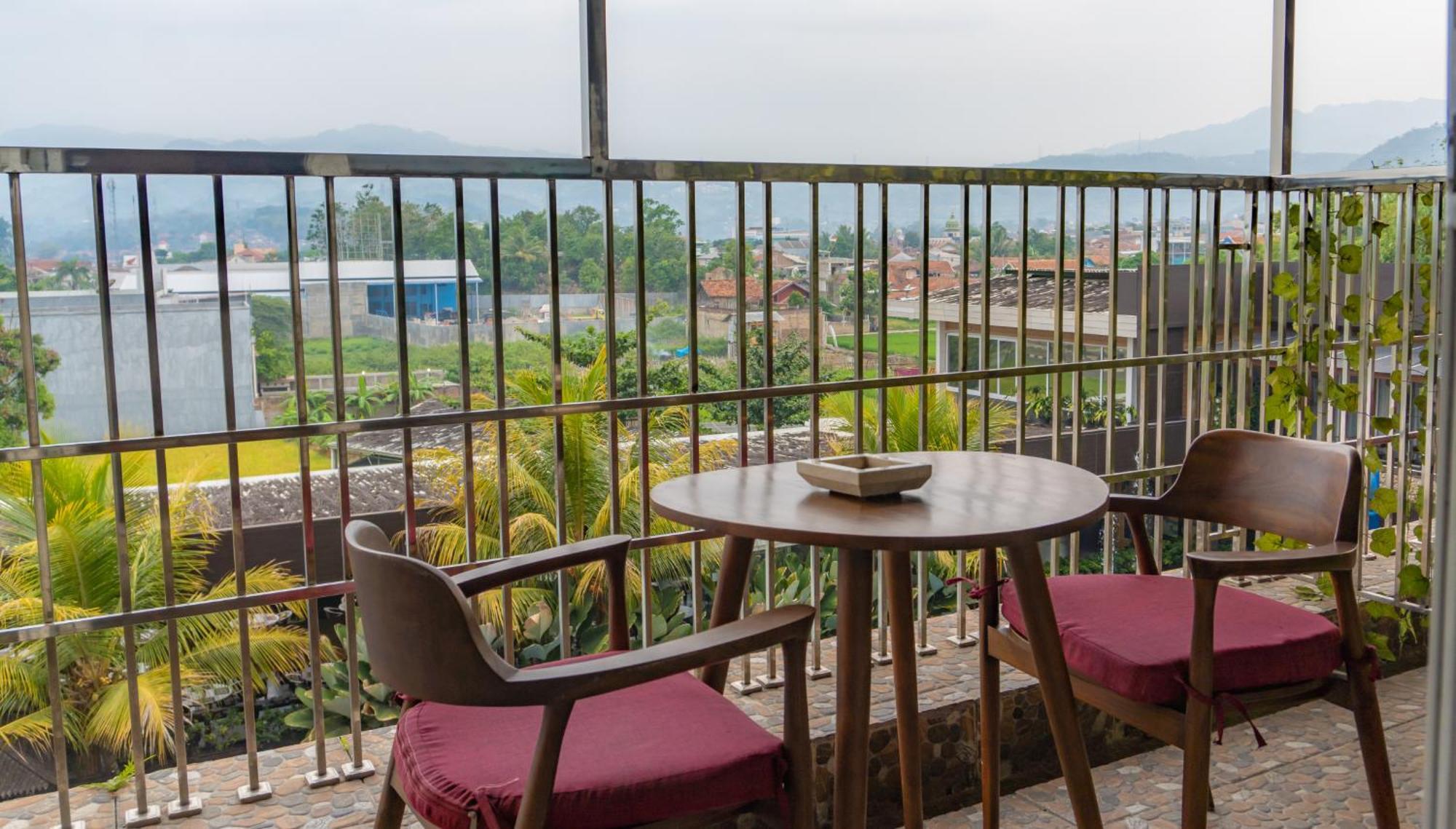 Grand Sunshine Resort & Convention Soreang Exterior photo